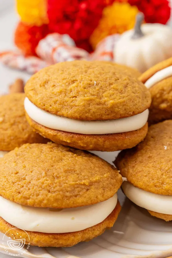 Pumpkin Whoopie Pies