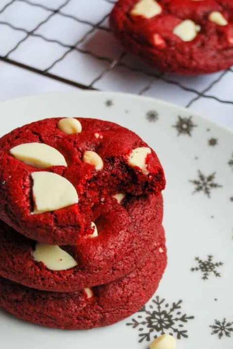 Red Velvet and White Chocolate Cookies