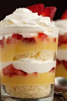 Simple Lemon-Strawberry Parfaits
