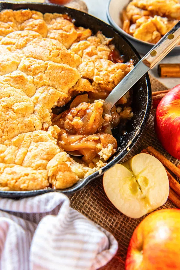 Skillet Apple Cobbler