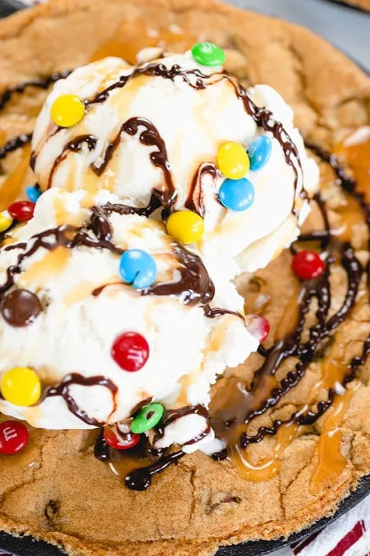 Skillet Cookie