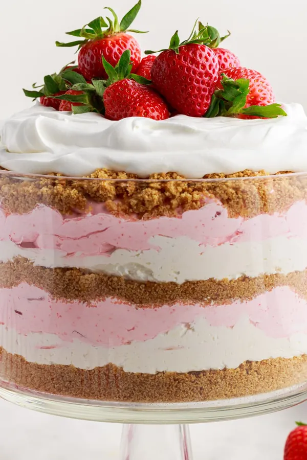 Strawberry Lasagna Trifle