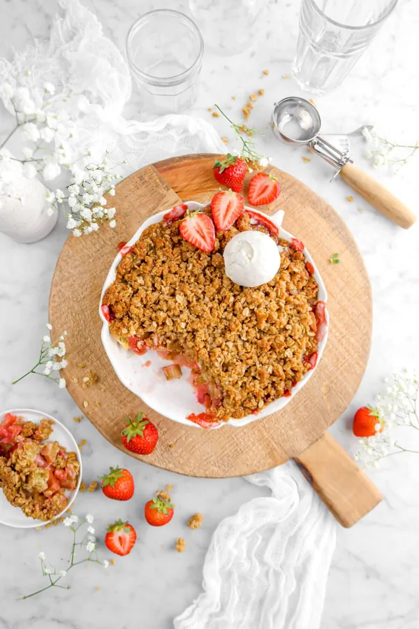 Strawberry Rhubarb Crisp