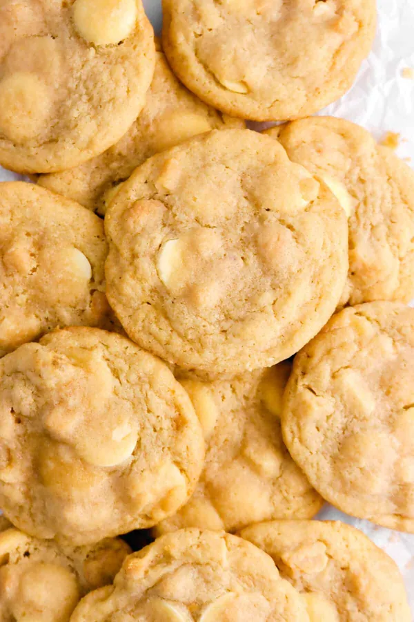 White Chocolate Macadamia Cookies