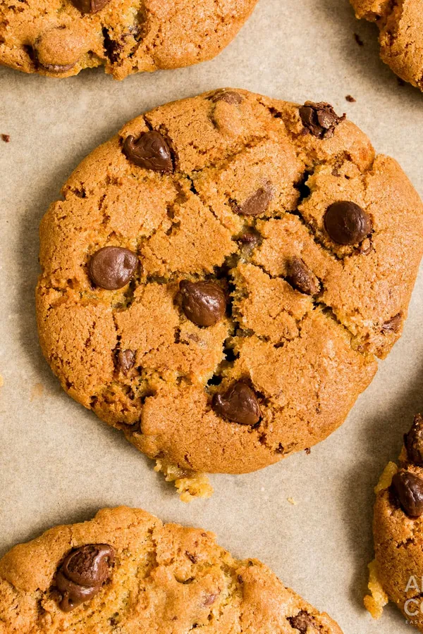Air Fryer Chocolate Chip Cookies