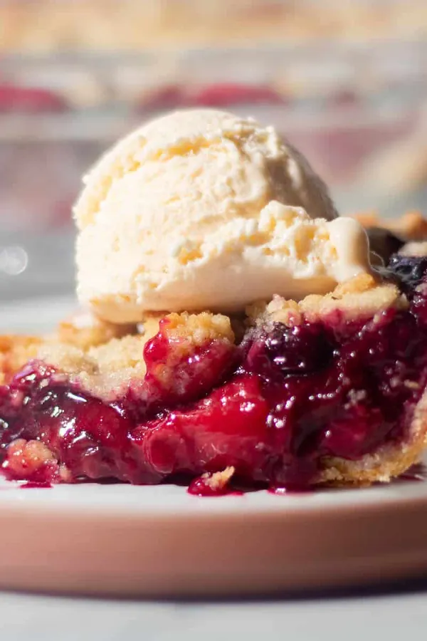 BEST Strawberry Blueberry Pie with Crumb Topping