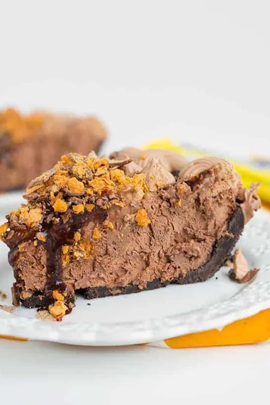 Butterfinger Ice Cream Pie