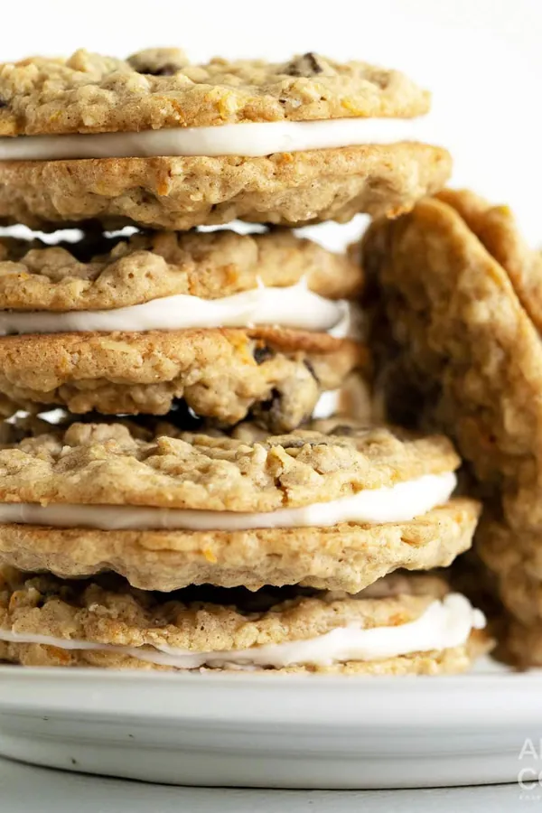 Carrot Cake Sandwich Cookies