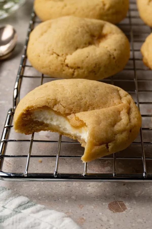 Cheesecake cookies