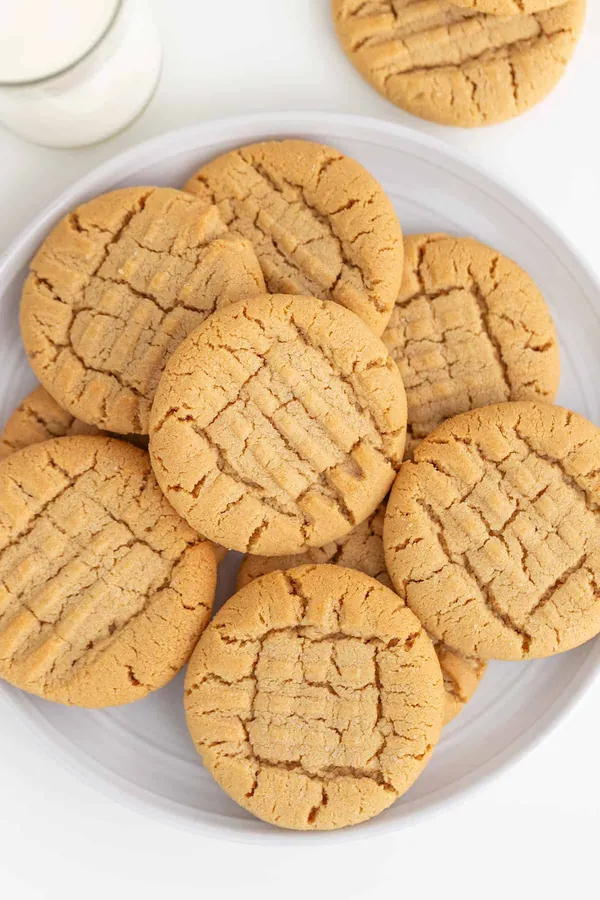 Chewy Peanut Butter Cookies