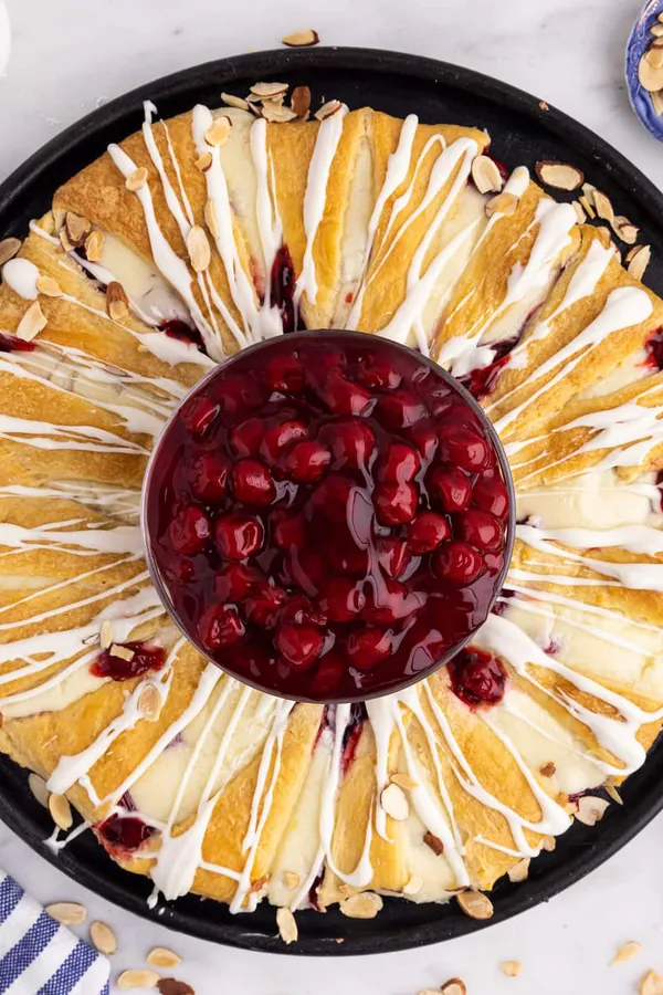 Crescent Danish Wreath