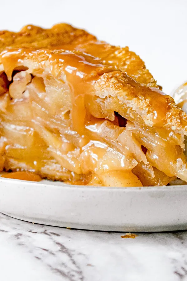 Deep Dish Caramel Apple Pie Recipe
