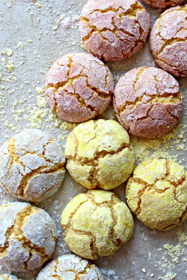 Flourless Soft Almond Cookies (Pasticcini di Mandorle)