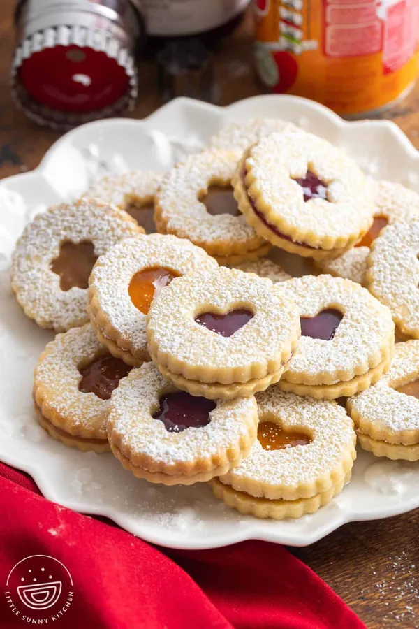 Linzer Cookies