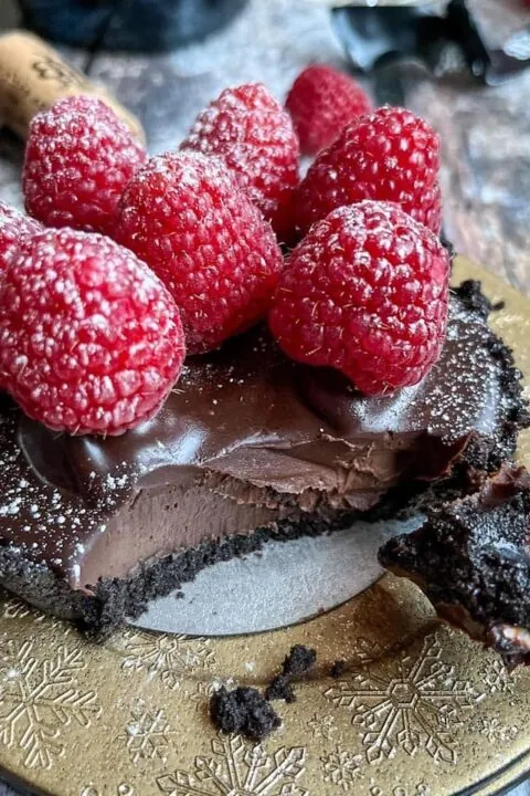 No Bake Chocolate raspberry tarts