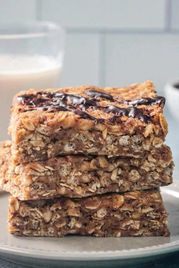 No Bake Peanut Butter Oatmeal Bars