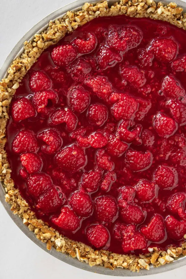 No Bake Raspberry Pretzel Pie