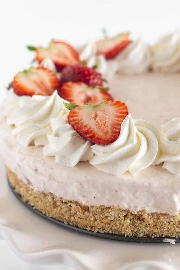 No Bake Strawberry Cheesecake (with Condensed Milk)