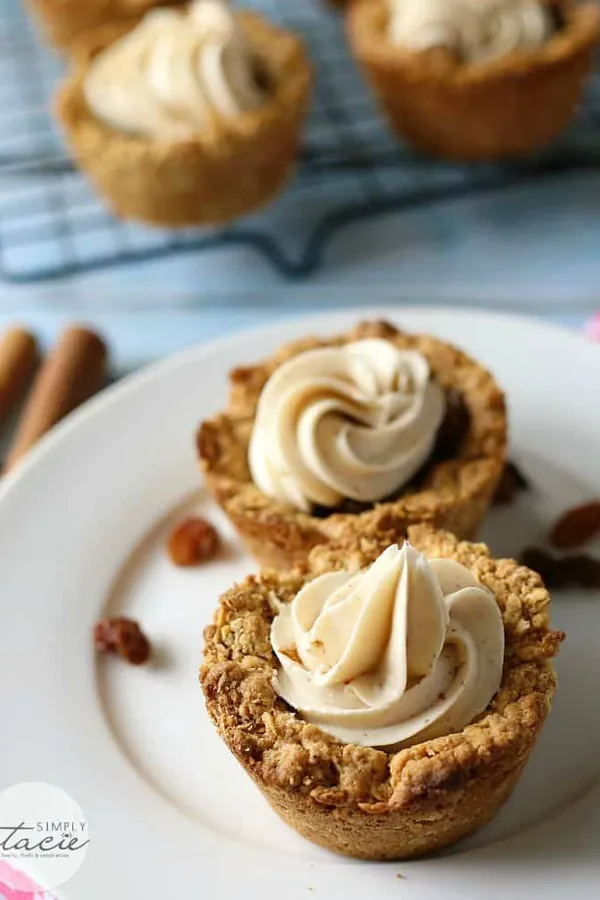 Oatmeal Raisin Cookie Cups