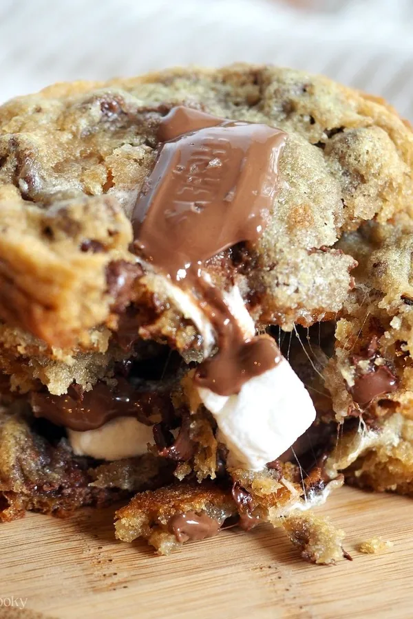 Smores Cookies (Chocolate Chip)