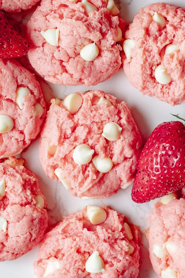 Strawberry Cheesecake Cookies