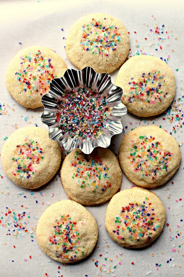 Vanilla Bean Shortbread Cookies