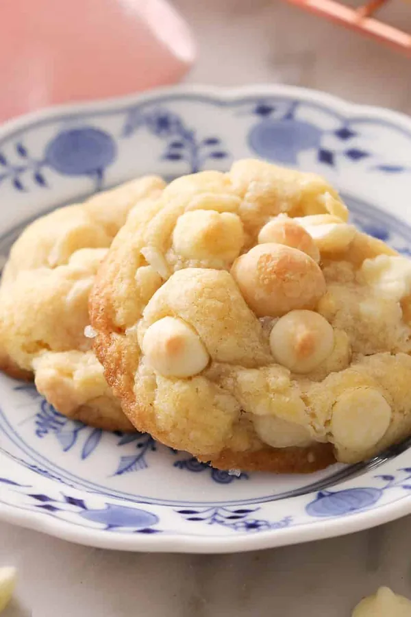 White Chocolate Macadamia Nut Cookies
